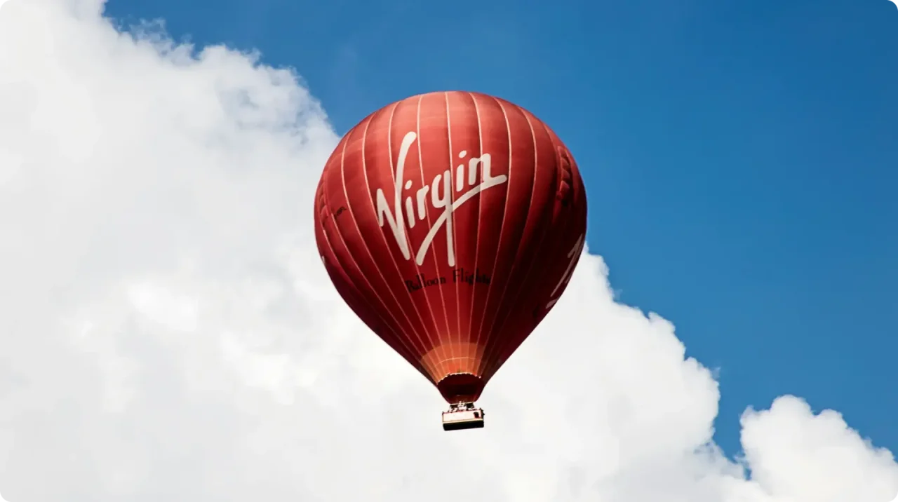 virgin-hot-air-balloon-in-the-sky